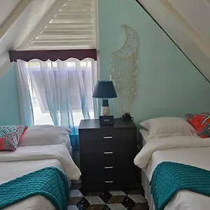 Apartment Memories By The Shore 